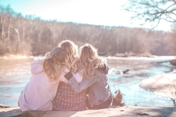Find Your Tribe: How To Make New Friends As An Adult